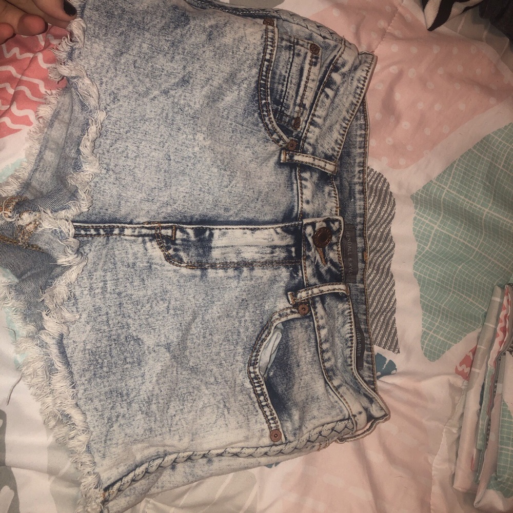 Kendall & Kylie high rise shorts